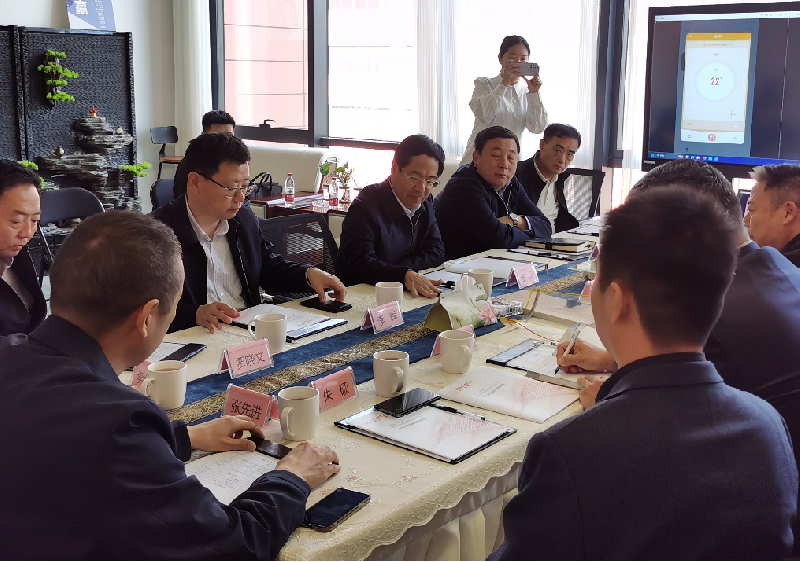 定州市委書記張濤一行蒞臨光之科技參觀考察